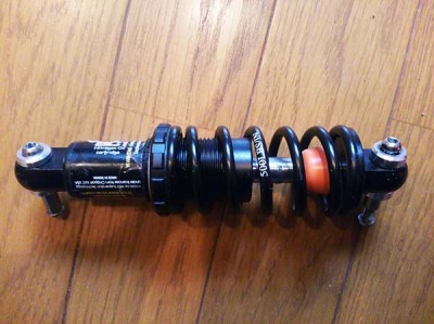 Stratos コイルリアサスペンション 165mm 1000円