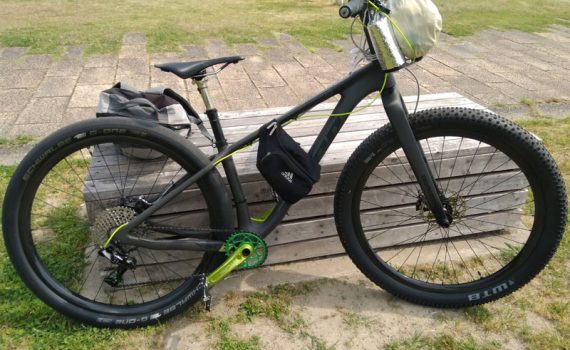所持品と自転車