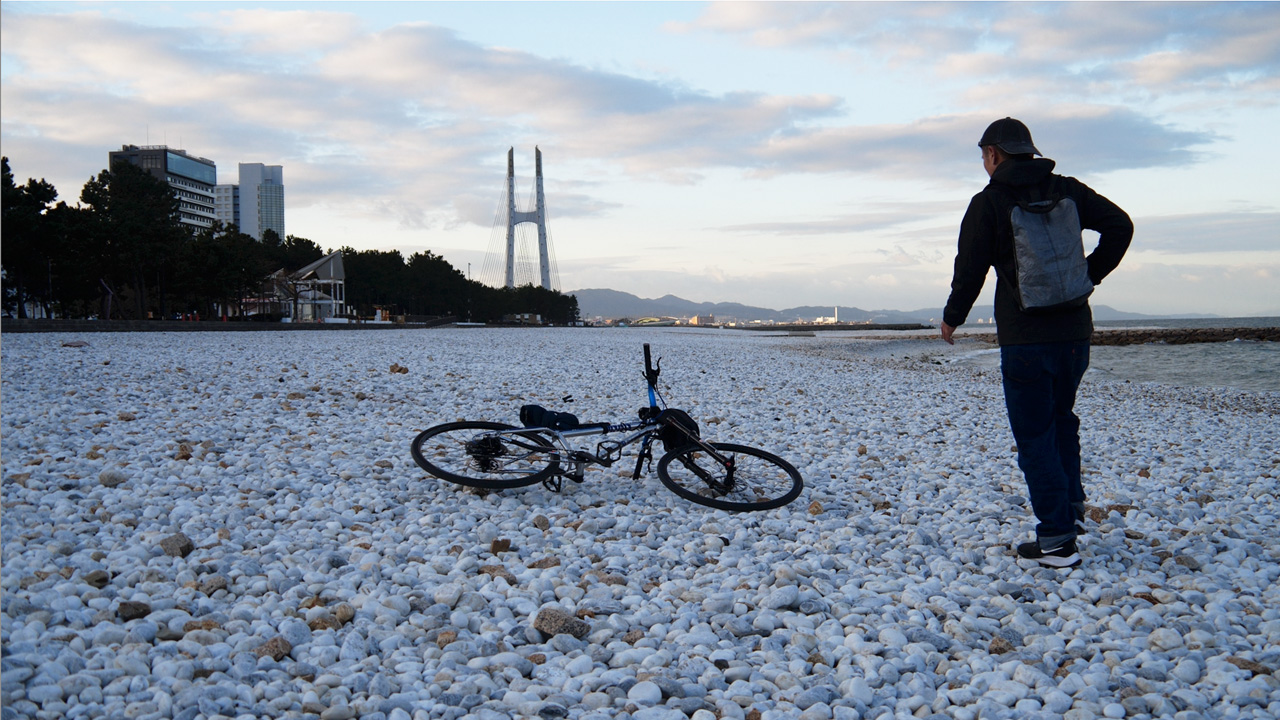 Rinku Marble Beach near Kansai International Airport - early morning cycling with minimal traffic