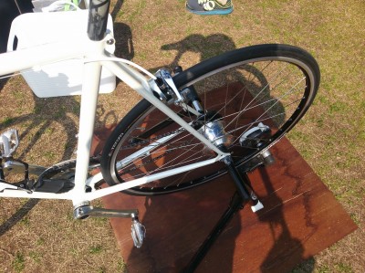 シマノ内装11S ALFINE Di2搭載クロスバイク