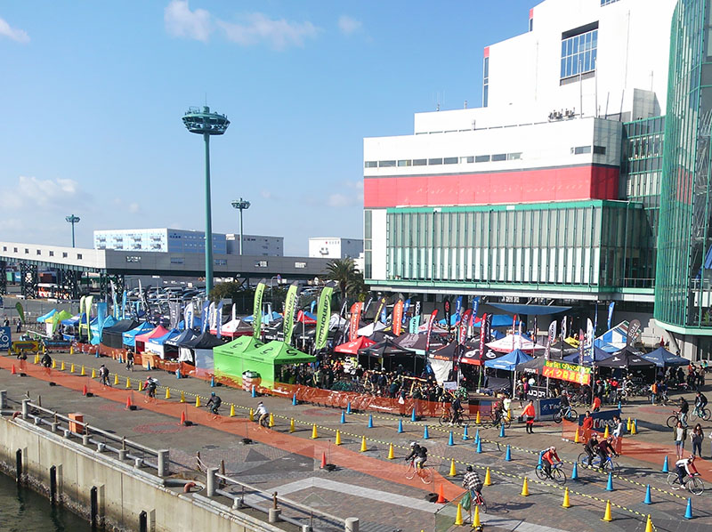 ワイズロード主催スポーツバイクデモ大阪2016