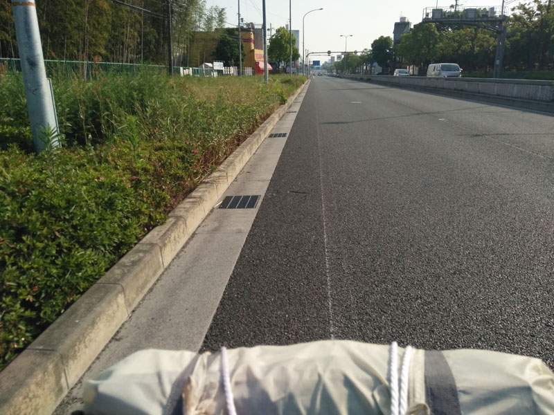 1号線をひたすら直進