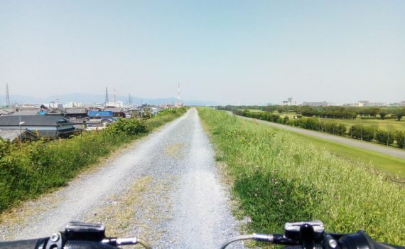 不意に現れるグラベルゾーン