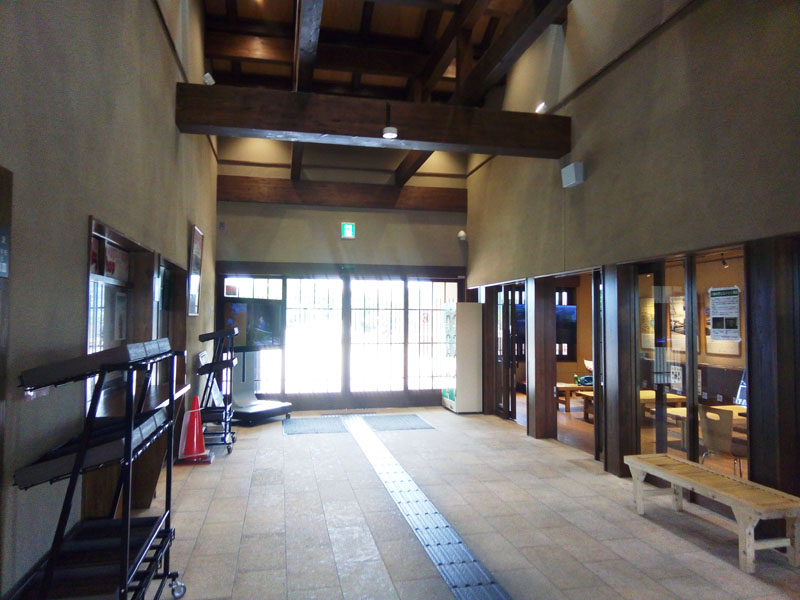 平日の静かなさくら出会い館