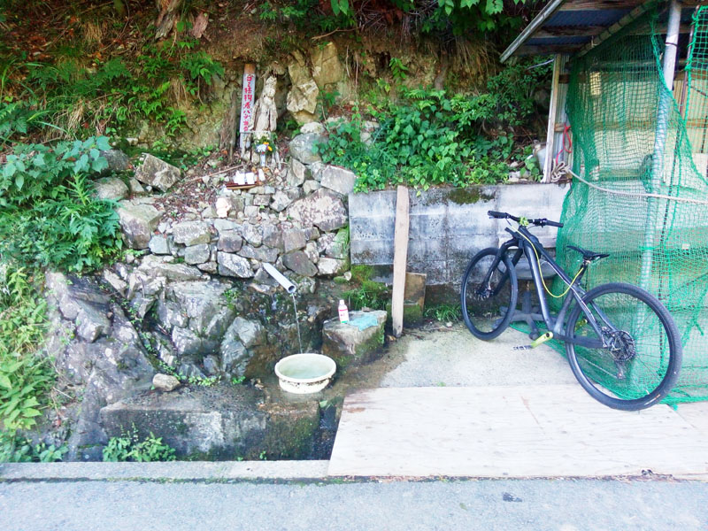 高山マリアの泉