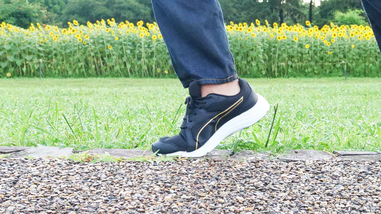 PUMA-EXPEDITE-WIDE-NUアウトソールの反り