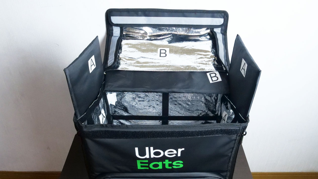 Uber Eats のバッグの組み立て