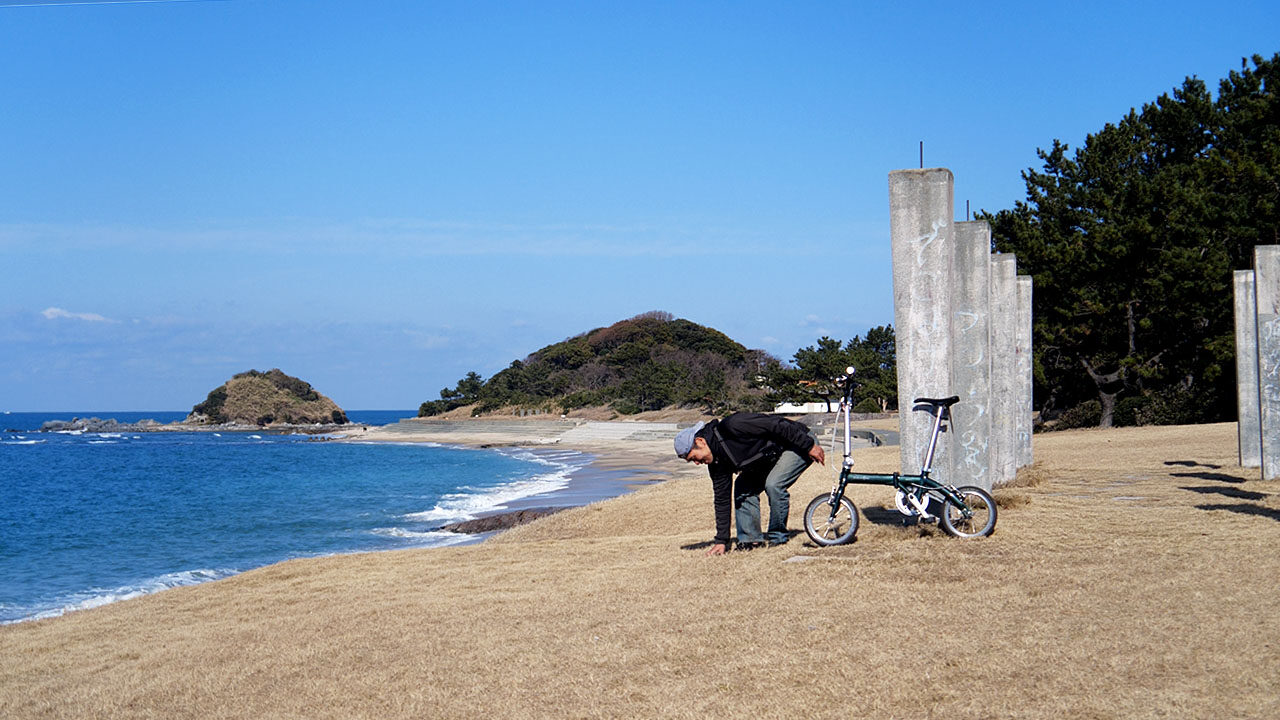 志賀島休暇村前の海辺